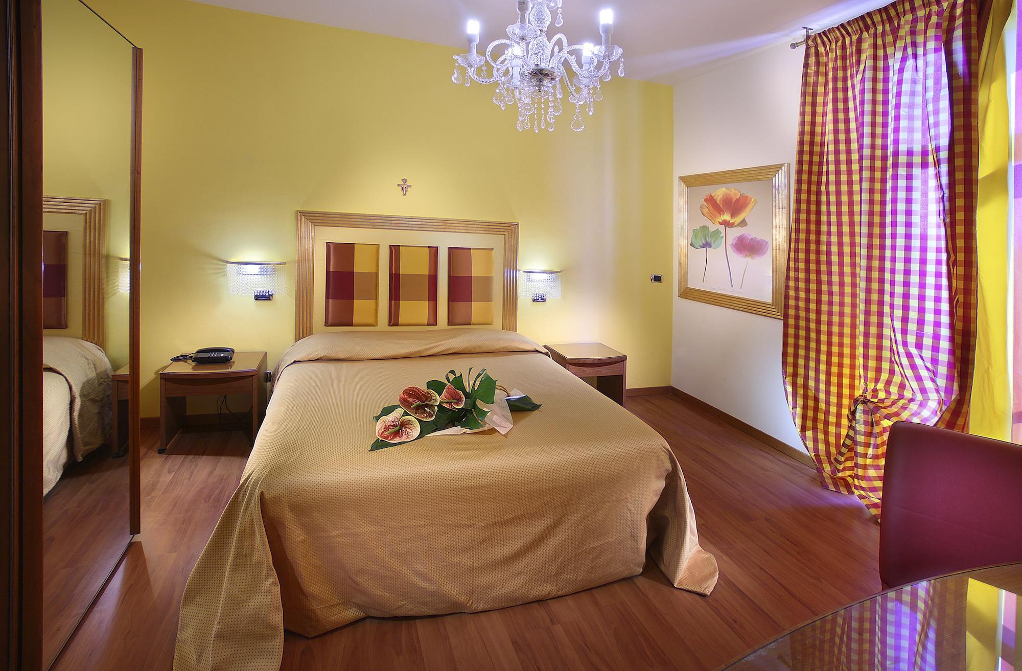 Hotel Nuovo Savi Montecatini Terme Eksteriør bilde