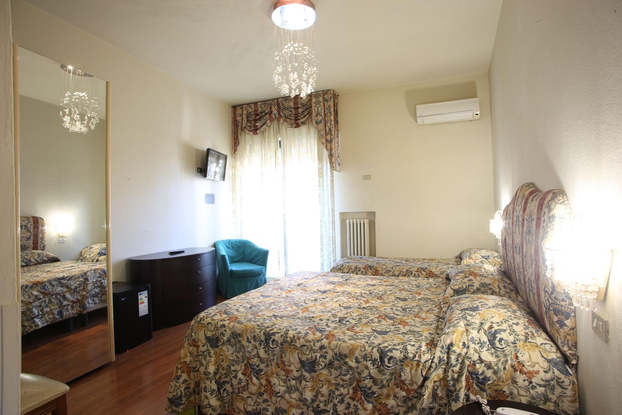 Hotel Nuovo Savi Montecatini Terme Eksteriør bilde